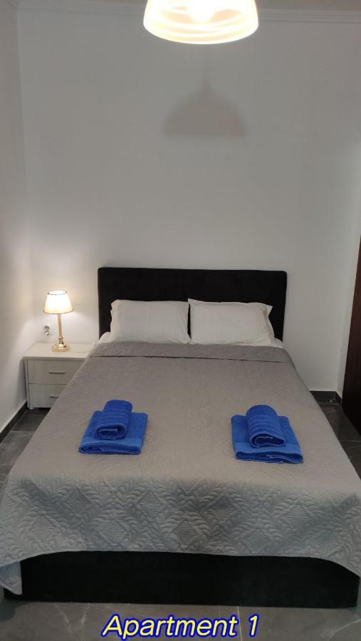 Keti'S Apartments Неа Мудания Екстериор снимка